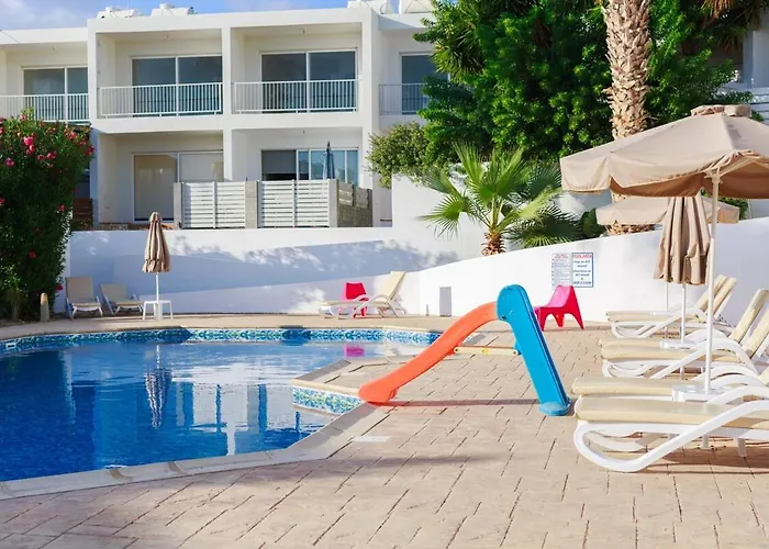 Estea - Peyia's Pearl -